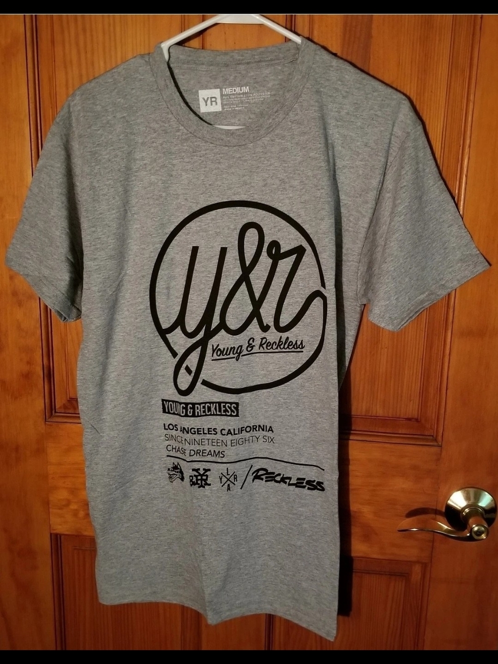 Young & Reckless Women's Grey Graphic Tee Medium New With Tags